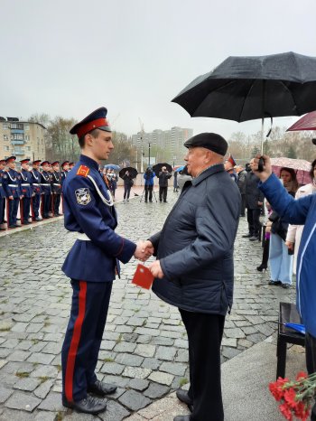 Церемония вручения памятных знаков